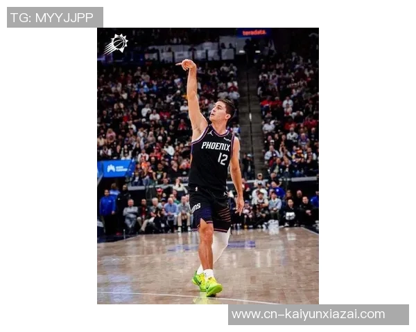 布克盛赞吉莱斯皮为纯粹篮球手称其内心深处是赢家